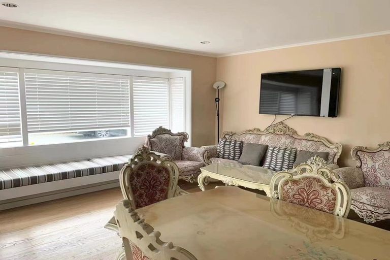 Photo of property in 184 Kohimarama Road, Kohimarama, Auckland, 1071