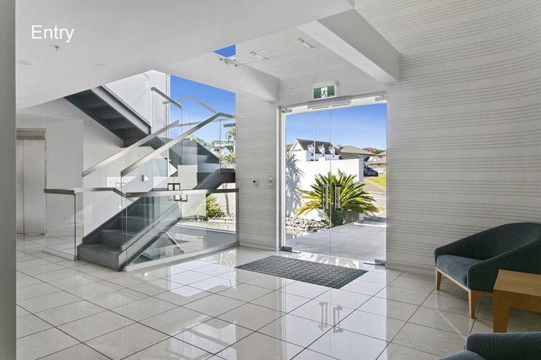 Photo of property in 11/2 Lowell Place, Waipahihi, Taupo, 3330