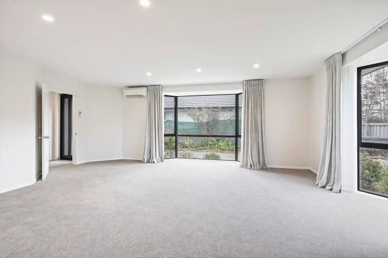 Photo of property in 162 Travis Road, New Brighton, Christchurch, 8083