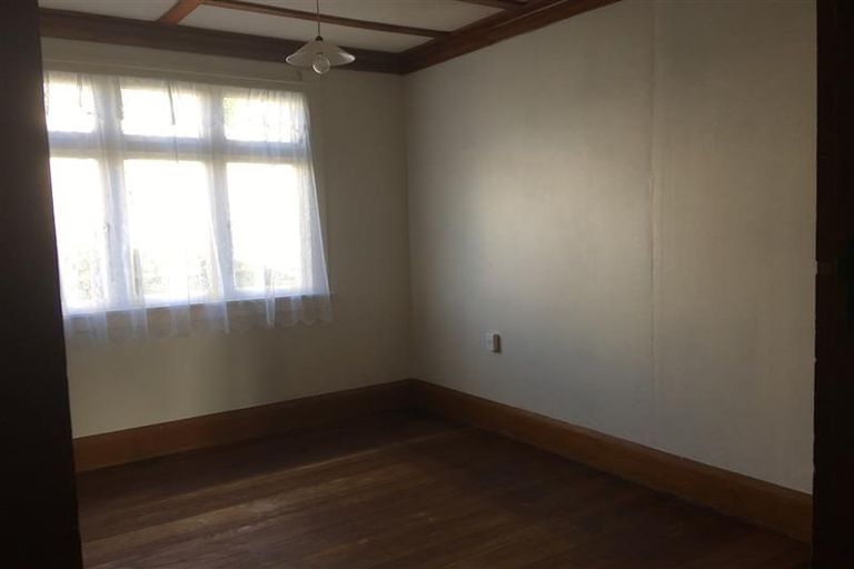 Photo of property in 8 Stanley Street, Dannevirke, 4930