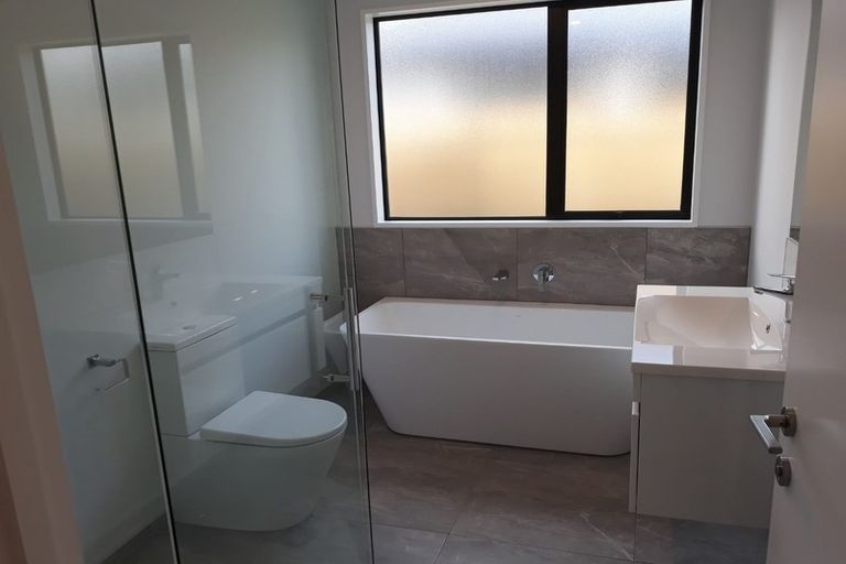 Photo of property in 52 William Nicholls Drive, Belfast, Christchurch, 8051