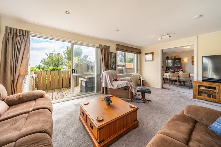 Photo of property in 56b Sea Vista Drive, Pukerua Bay, 5026