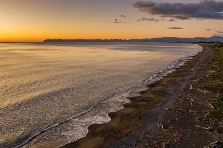 Photo of property in 196 Rarangi Beach Road, Rarangi, Blenheim, 7273