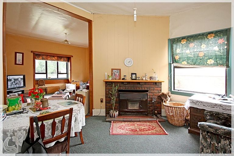 Photo of property in 4 Park Street, Foxton, 4814