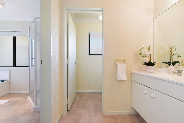 Photo of property in 28 Halcione Close, Flagstaff, Hamilton, 3210