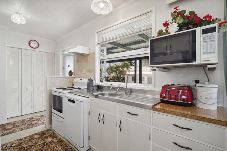 Photo of property in 19 Joanne Crescent, Pukehangi, Rotorua, 3015