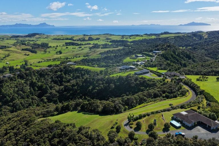 Photo of property in 140 Millennium Way, Waipu, 0582