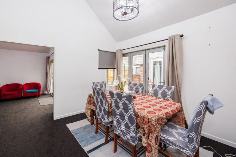 Photo of property in 30 Terry Crescent, Milson, Palmerston North, 4414