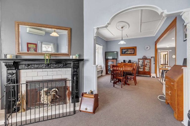 Photo of property in 404 Tremaine Avenue, Takaro, Palmerston North, 4412