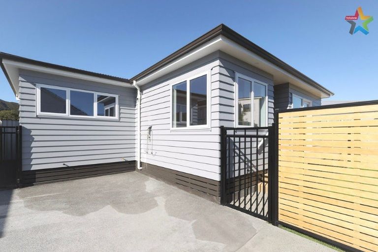 Photo of property in 2b Mayo Grove, Naenae, Lower Hutt, 5011