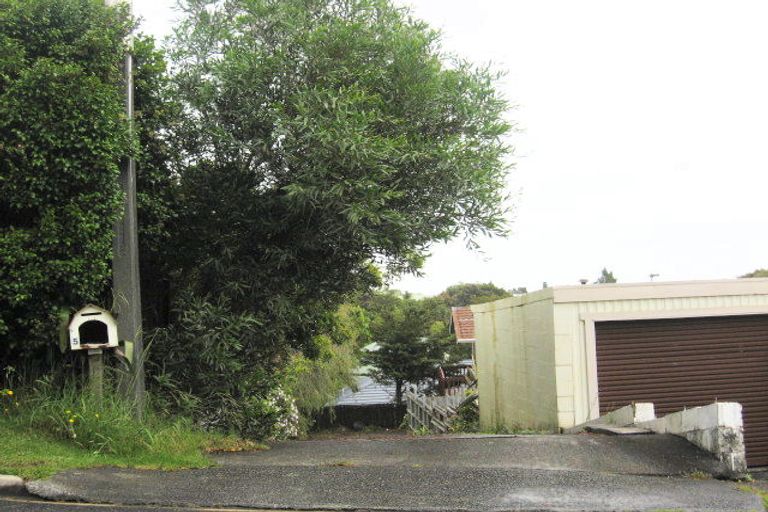 Photo of property in 5 Handley Place, Onerahi, Whangarei, 0110