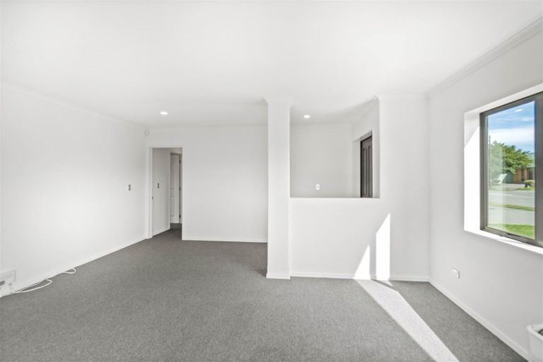 Photo of property in 153 Rolleston Drive, Rolleston, 7614