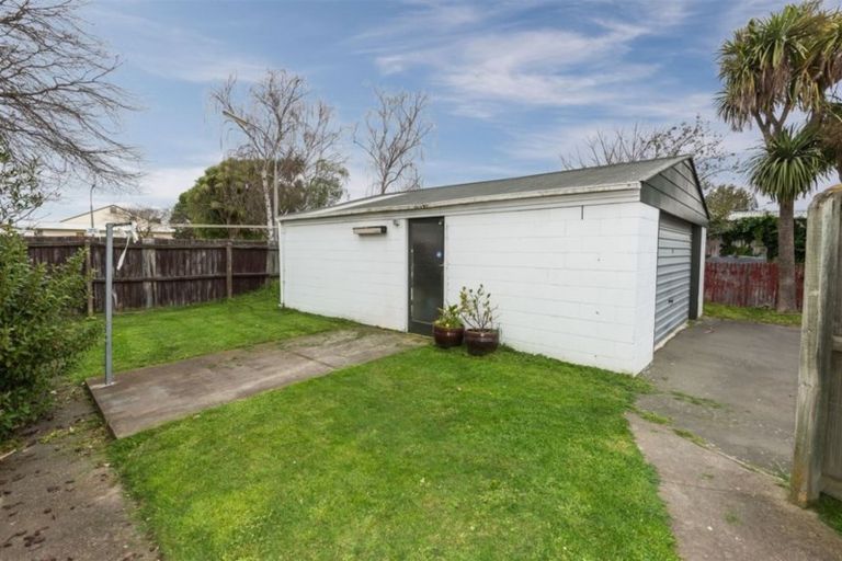 Photo of property in 1/44 Division Street, Riccarton, Christchurch, 8041