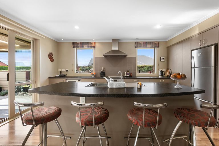 Photo of property in 76 Stirling Drive, Morrinsville, 3300