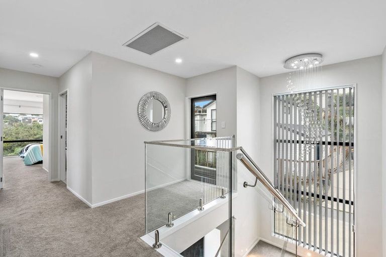 Photo of property in 4 Tawapou Close, Massey, Auckland, 0614