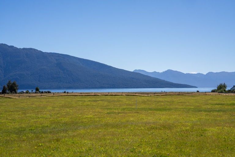 Photo of property in 175 Aparima Drive, Te Anau, 9600