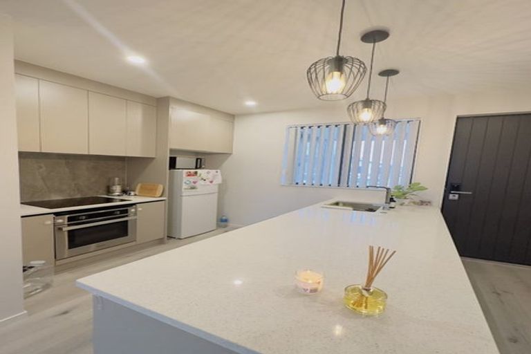 Photo of property in 12 Taiaha Street, Papakura, 2110