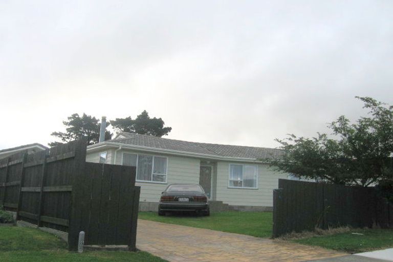 Photo of property in 41 Guadeloupe Crescent, Grenada Village, Wellington, 6037