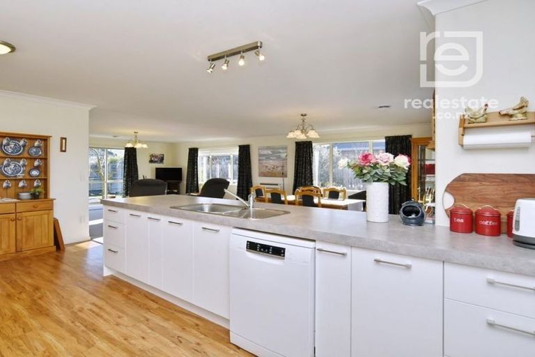 Photo of property in 53 Kotare Avenue, Rangiora, 7400