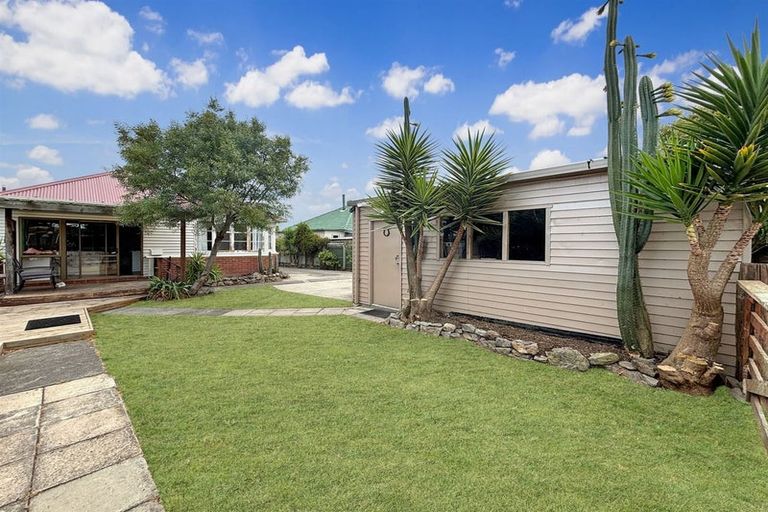 Photo of property in 13 Pannell Avenue, Wainoni, Christchurch, 8061