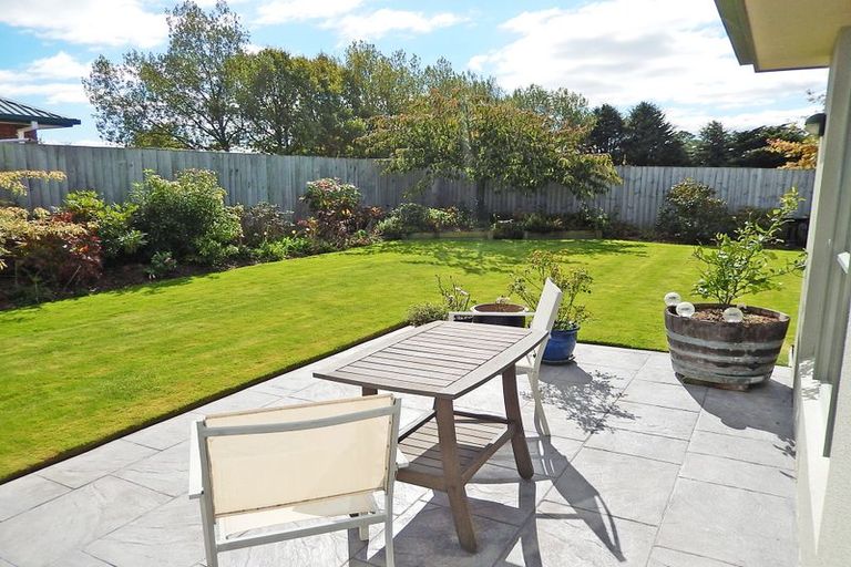 Photo of property in 12 Hannah Place, Holmes Hill, Oamaru, 9401