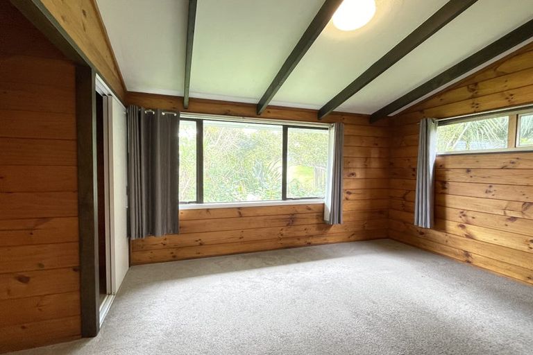 Photo of property in 26 Seaview Road, Glenfield, Auckland, 0629