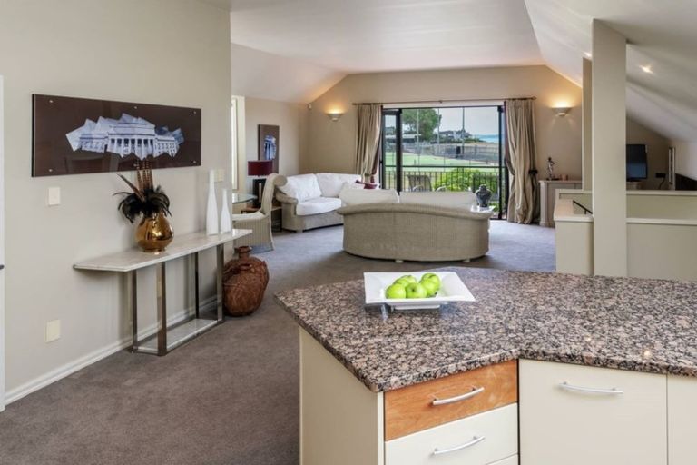 Photo of property in 1a Macleans Road, Bucklands Beach, Auckland, 2014