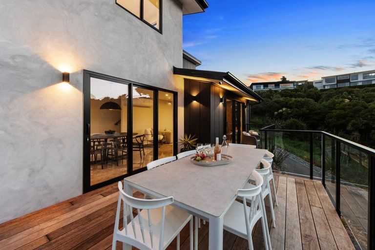 Photo of property in 307a Mount Pleasant Road, Mount Pleasant, Christchurch, 8081