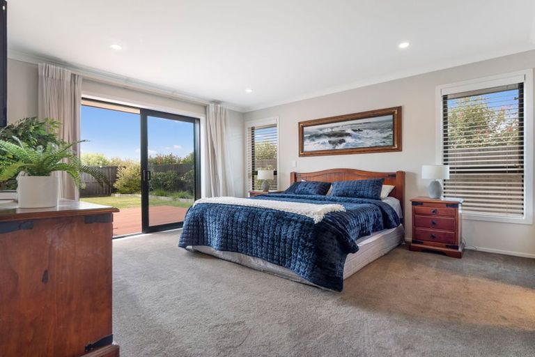 Photo of property in 54 Norfolk Drive, Cambridge, 3434