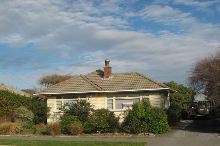 Photo of property in 18 Estuary Road, New Brighton, Christchurch, 8061