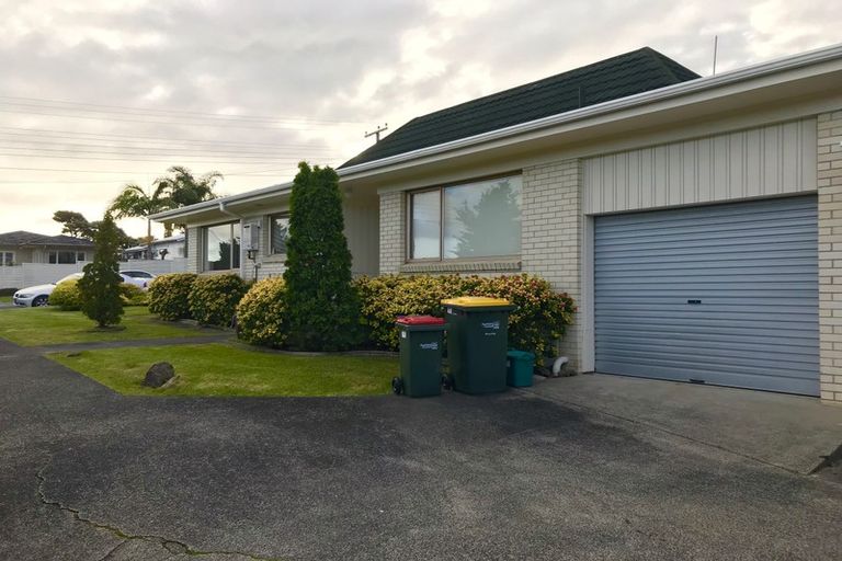 Photo of property in 1/3 Quebec Road, Milford, Auckland, 0620