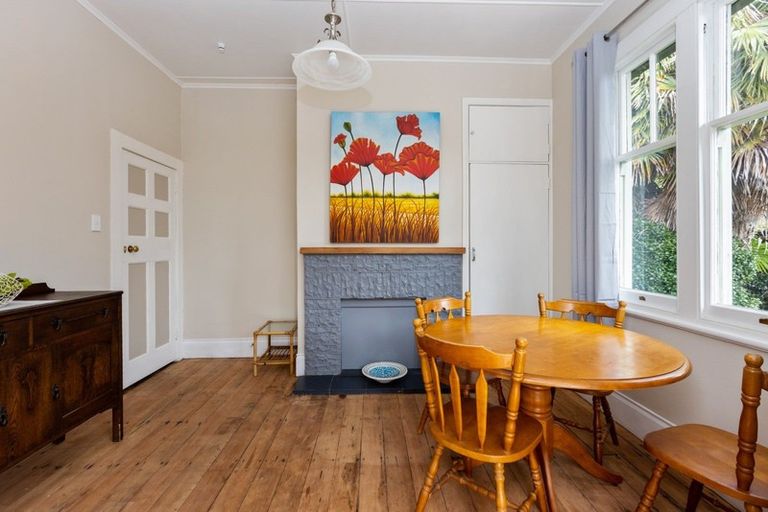 Photo of property in 214 Wolseley Street, Mayfair, Hastings, 4122