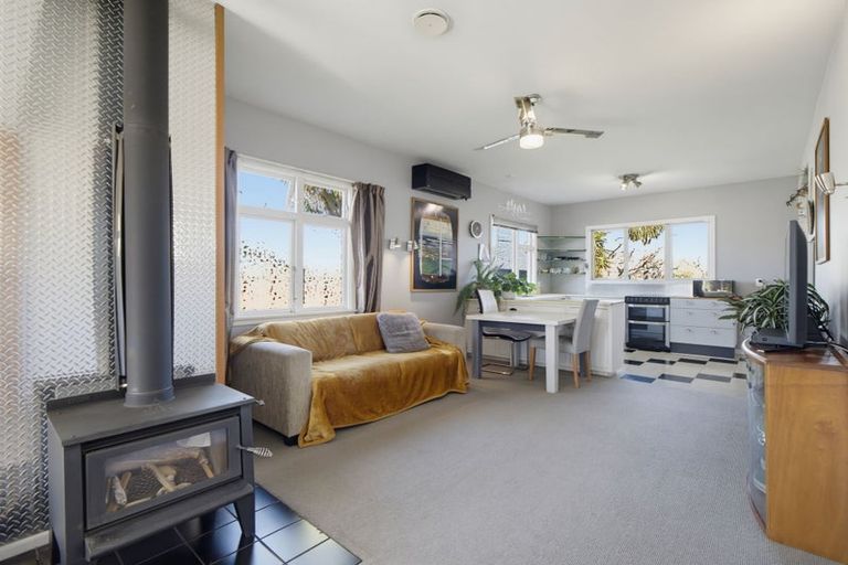 Photo of property in 9 Parsonage Road, Woodend, 7610