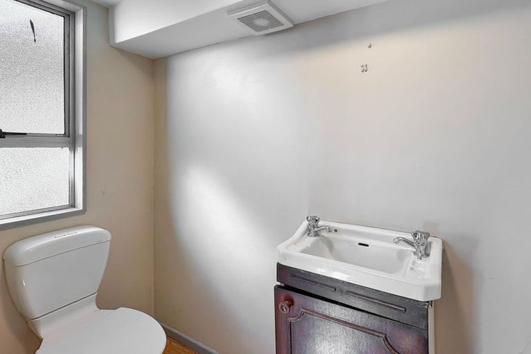 Photo of property in 18 Flinders Road, Heathcote Valley, Christchurch, 8022