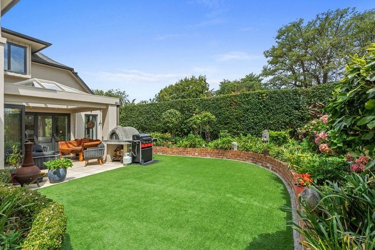 Photo of property in 177 Blighs Road, Strowan, Christchurch, 8052