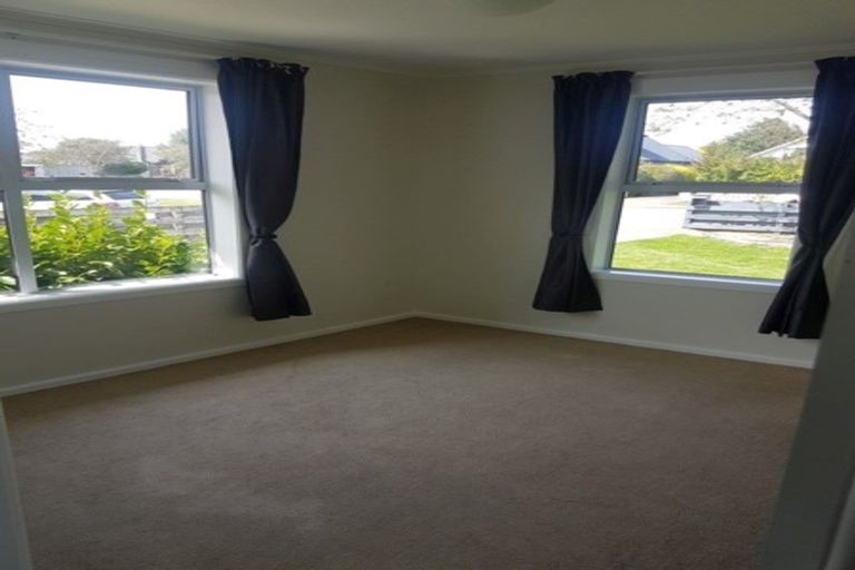 Photo of property in 4 Lamond Street, Rosedale, Invercargill, 9810