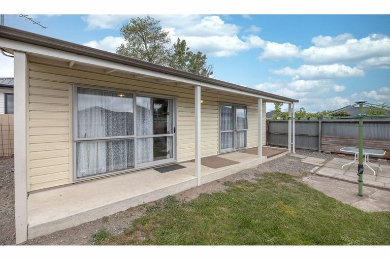 Photo of property in 34 Vancouver Crescent, Wainoni, Christchurch, 8061