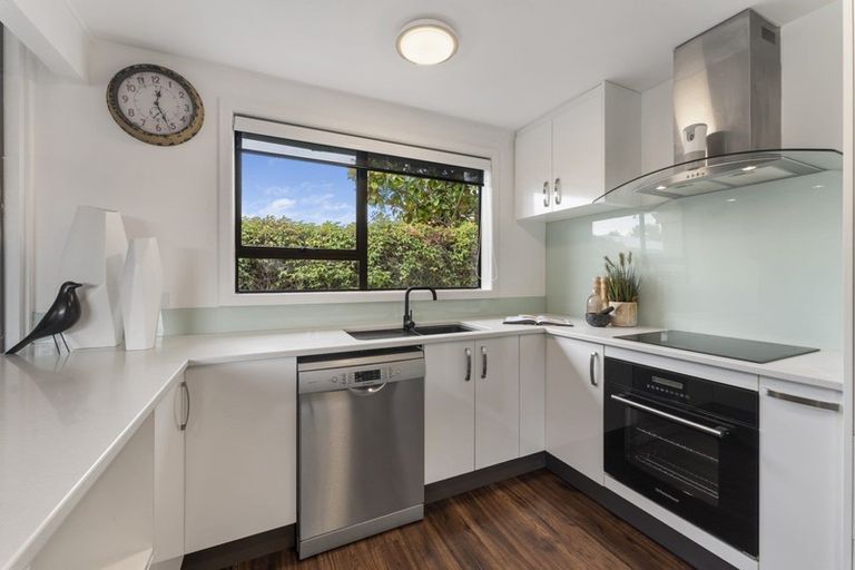 Photo of property in 42 Barnes Road, Redwood, Christchurch, 8051