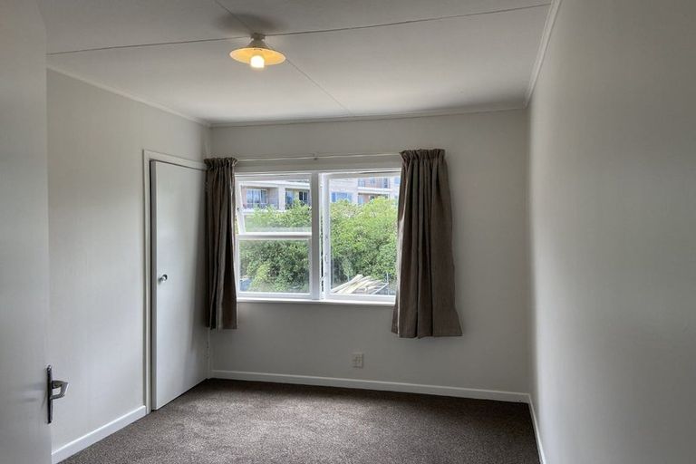 Photo of property in 28 Bracken Street, Petone, Lower Hutt, 5012