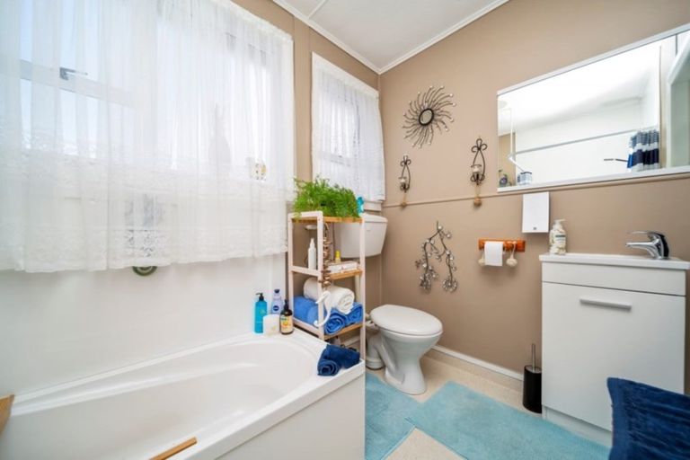 Photo of property in 17 Ajax Street, Stratford, 4332