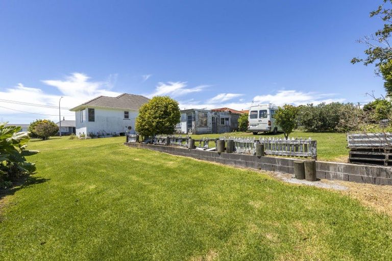 Photo of property in 89 Cracroft Street, Waitara, 4320