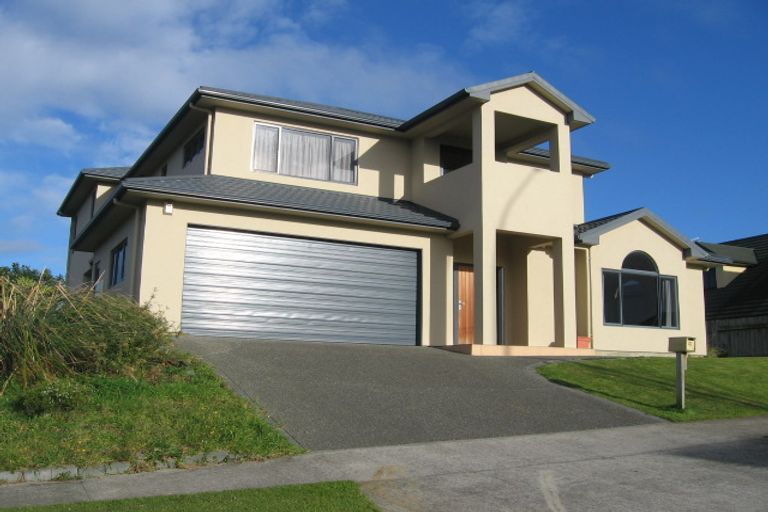 Photo of property in 32 Ruapehu Drive, Fitzherbert, Palmerston North, 4410