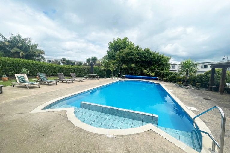 Photo of property in The Grange, 82/92 Bush Road, Albany, Auckland, 0632