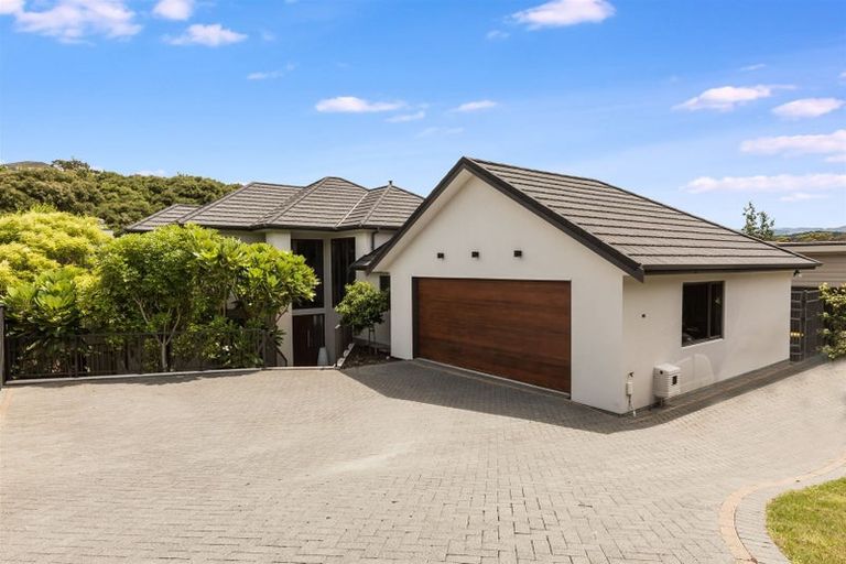 Photo of property in 34 Navigation Drive, Whitby, Porirua, 5024