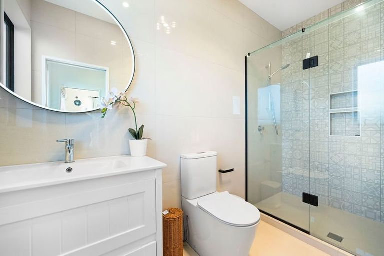 Photo of property in 5 Otto Lane, Pokeno, 2402