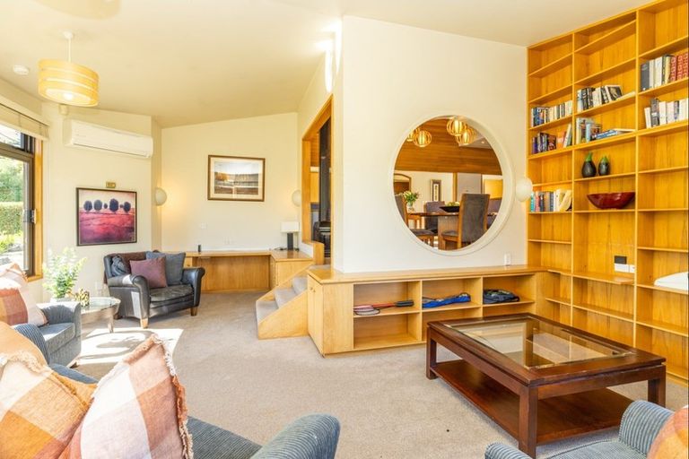 Photo of property in 9 Arrowtown-lake Hayes Road, Lake Hayes, Queenstown, 9371