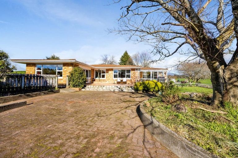 Photo of property in 1634 Mountain Road, Inglewood, 4386