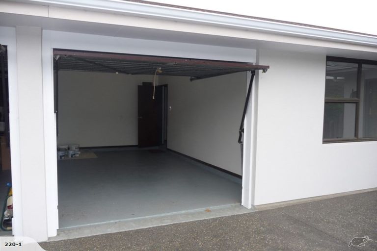 Photo of property in 2/35 Chipping Lane, Redwood, Christchurch, 8051