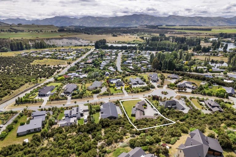 Photo of property in 26 Hardie Place, Albert Town, Wanaka, 9305