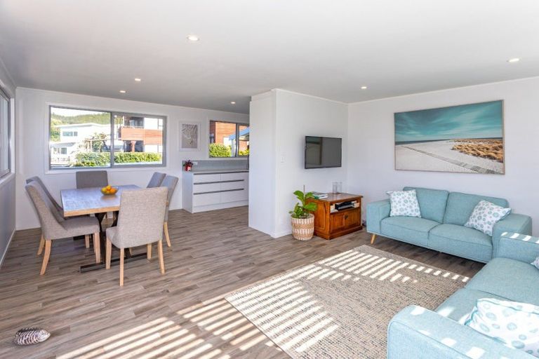 Photo of property in 113 Russell Bruce Place, Onemana, Whangamata, 3691